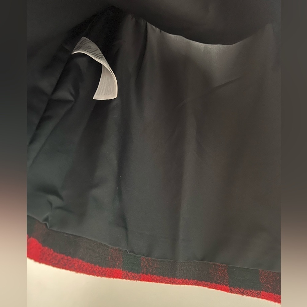 ABERCROMBIE & FITCH Women’s Red and Black Plaid Wool Mini Skirt - Size 0 - Picture 6 of 12